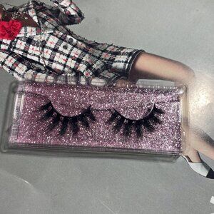 Different Styles False Eyelashes, Fluffy Mink Lashes , Cat-Eye Look Eyelashes